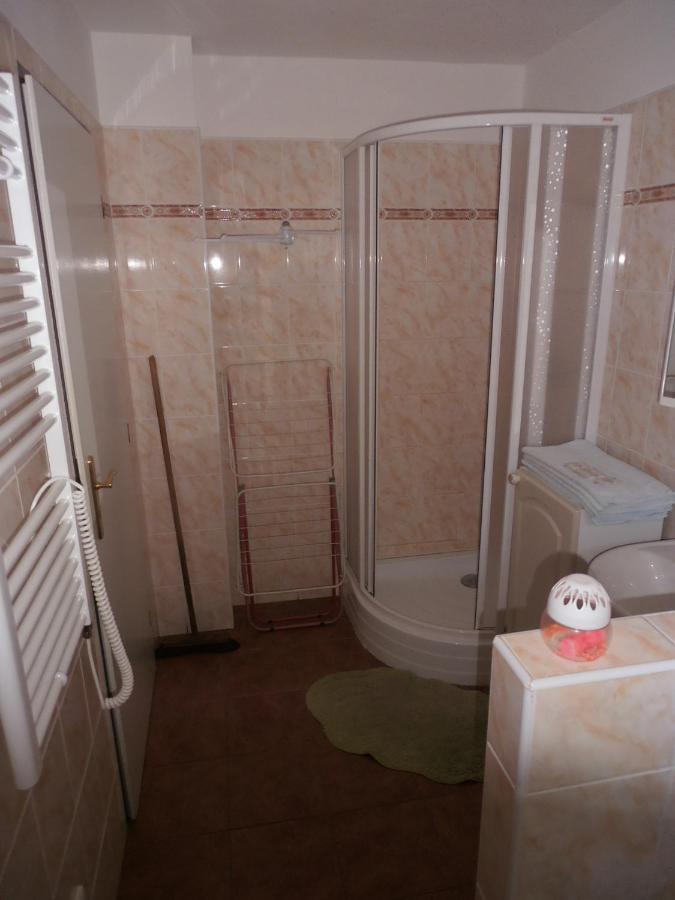 Ubytovani U Machova Jezera - Apartmany - Ludmila Grulisova Doksy  Exterior photo