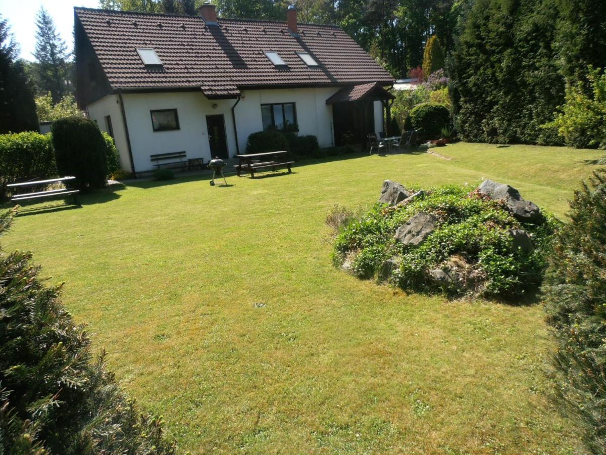 Ubytovani U Machova Jezera - Apartmany - Ludmila Grulisova Doksy  Exterior photo