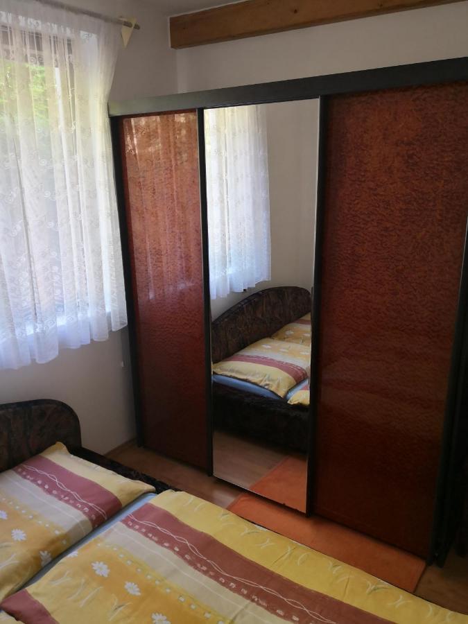 Ubytovani U Machova Jezera - Apartmany - Ludmila Grulisova Doksy  Exterior photo