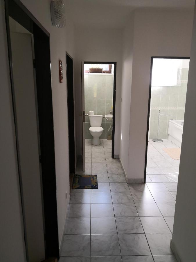 Ubytovani U Machova Jezera - Apartmany - Ludmila Grulisova Doksy  Exterior photo
