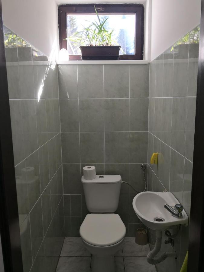 Ubytovani U Machova Jezera - Apartmany - Ludmila Grulisova Doksy  Exterior photo